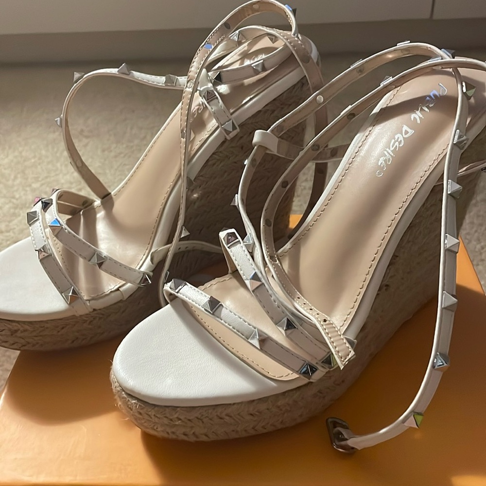 US size 8, white studded wedges, never worn